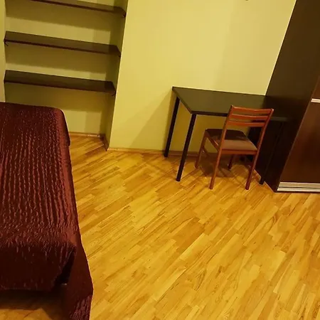 2 Bedroom Old Town With Mezzanine