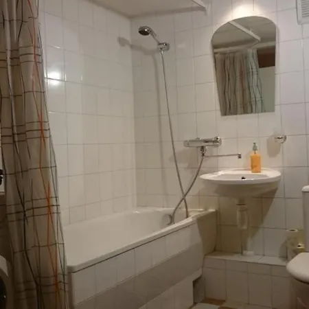 Apartamento 2 Bedroom Old Town With Mezzanine Vilna